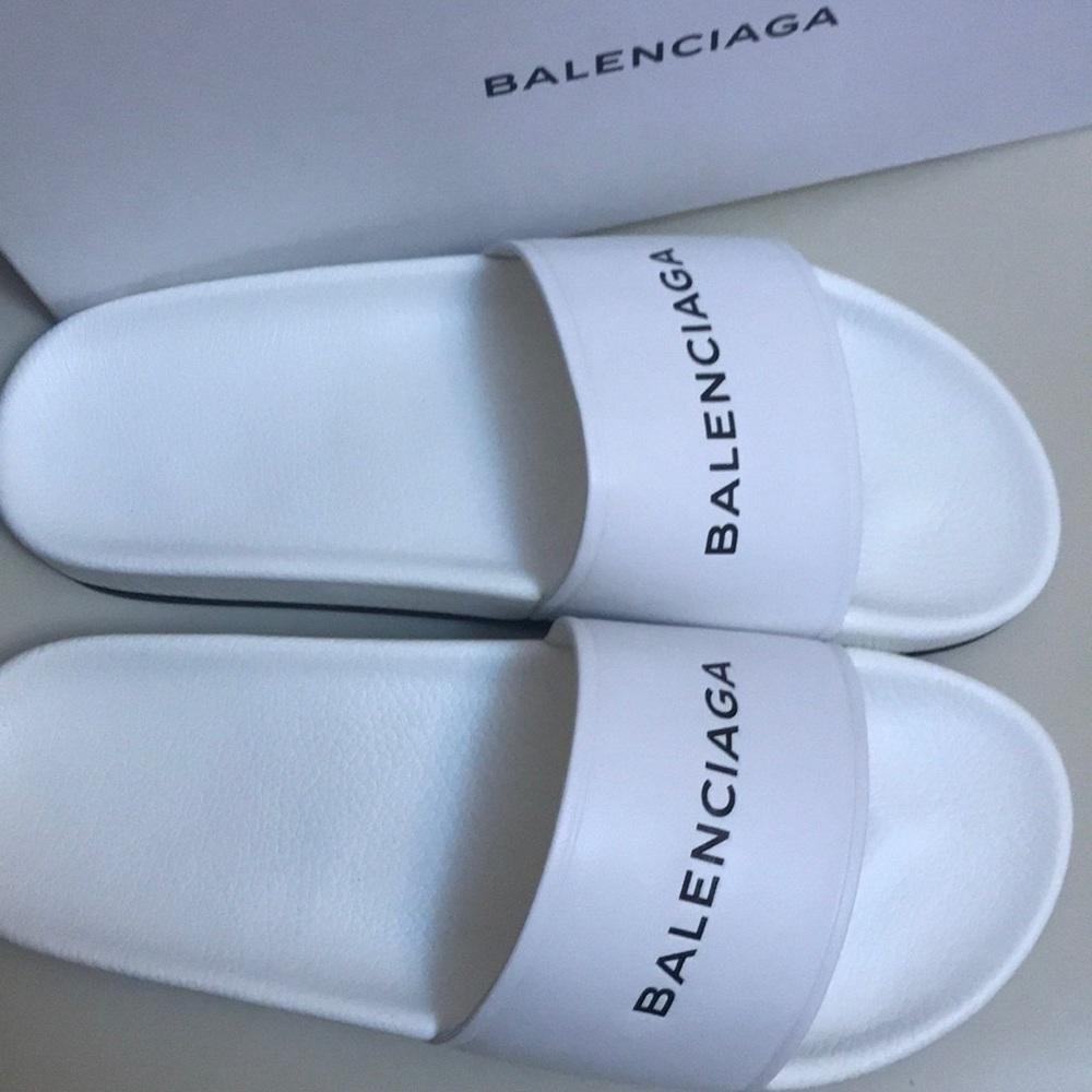 Balenciaga white leather slides size 41